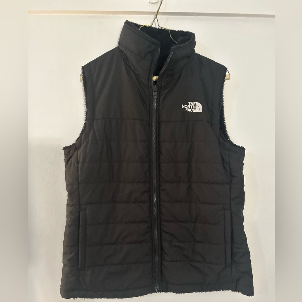 Womens The North Face Mossbud Reversible Puffer/ Sherpa Full Zip Vest Black L